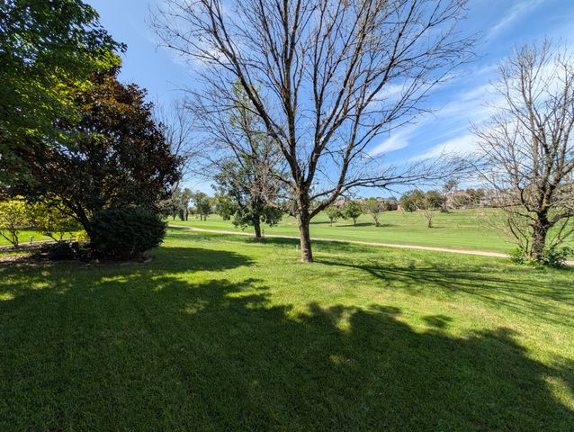 132 Sunningdale Drive, Georgetown, KY 40324