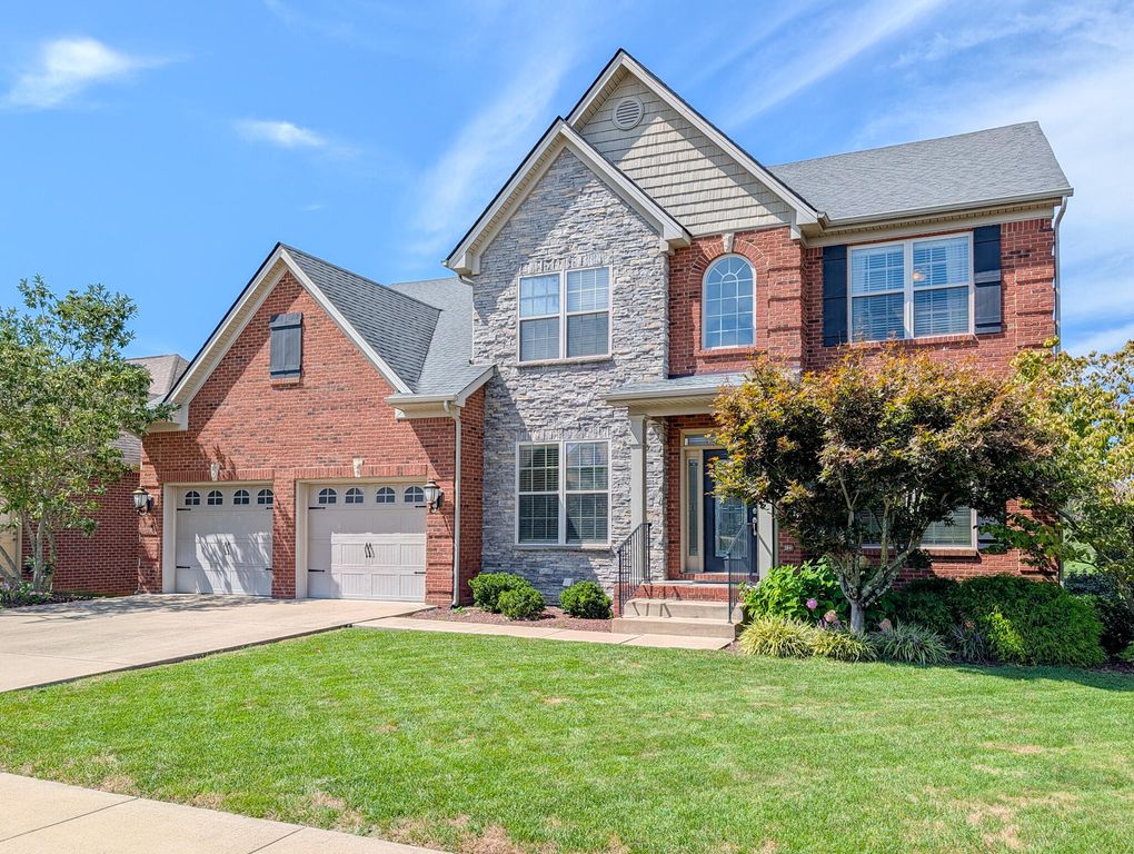 132 Sunningdale Drive, Georgetown, KY 40324