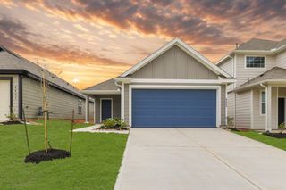 9235 Grace Ridge Drive, Willis, TX 77318