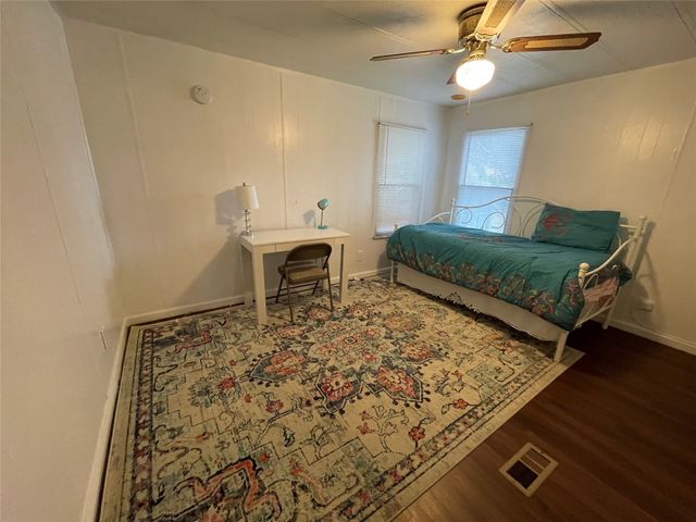 301 Sheri Lane, Roanoke, TX 76262