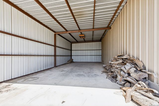 2577 John Charles, Bulverde, TX 78163