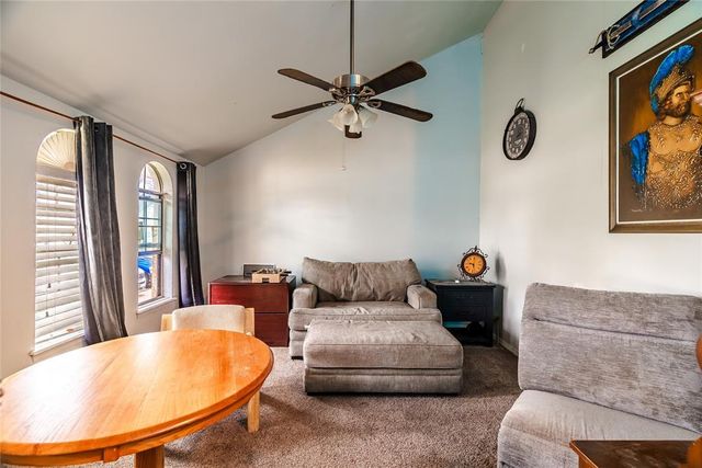 800 Montreal Drive, Yukon, OK 73099