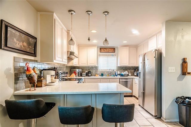 800 Montreal Drive, Yukon, OK 73099