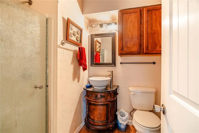 800 Montreal Drive, Yukon, OK 73099