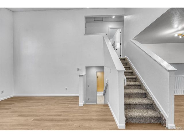 4240 S Ireland St, Aurora, CO 80013