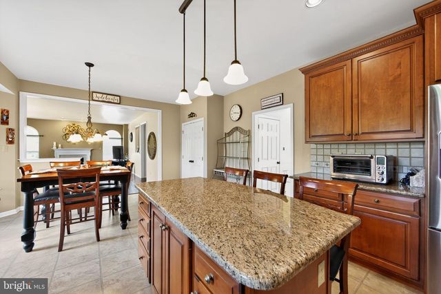 4013 BITTERSWEET CIR, Collegeville, PA 19426