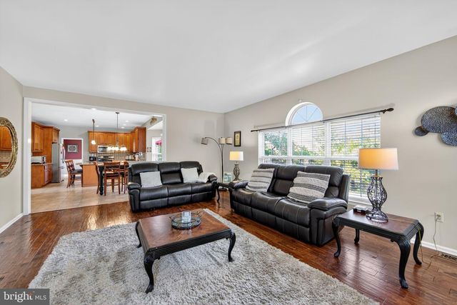 4013 BITTERSWEET CIR, Collegeville, PA 19426