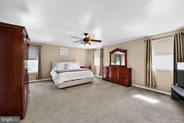 4013 BITTERSWEET CIR, Collegeville, PA 19426