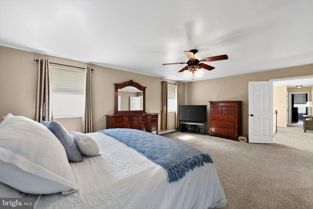 4013 BITTERSWEET CIR, Collegeville, PA 19426