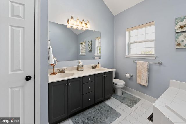 4013 BITTERSWEET CIR, Collegeville, PA 19426