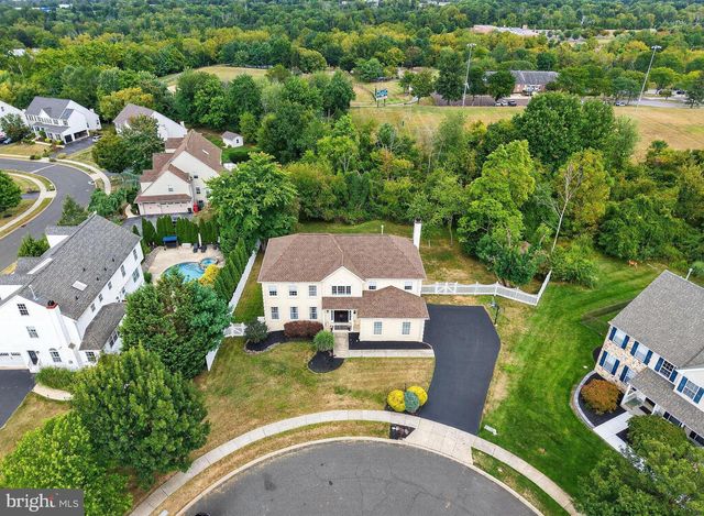 4013 BITTERSWEET CIR, Collegeville, PA 19426