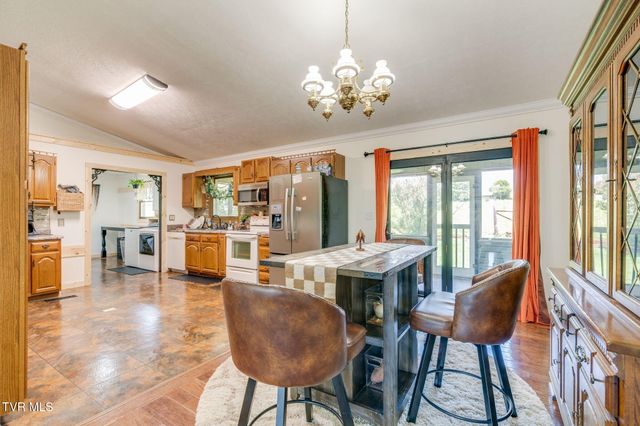 143 Meadowbrook Lane, Rogersville, TN 37857