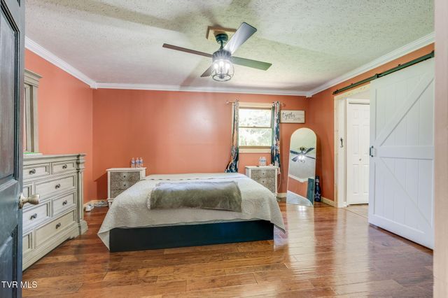 143 Meadowbrook Lane, Rogersville, TN 37857