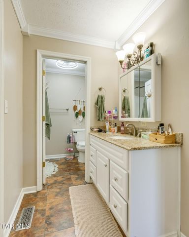 143 Meadowbrook Lane, Rogersville, TN 37857