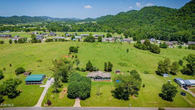 143 Meadowbrook Lane, Rogersville, TN 37857