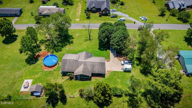 143 Meadowbrook Lane, Rogersville, TN 37857