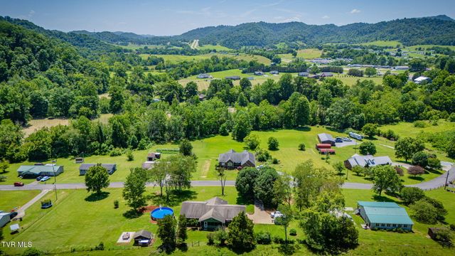 143 Meadowbrook Lane, Rogersville, TN 37857