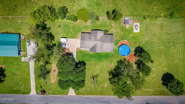 143 Meadowbrook Lane, Rogersville, TN 37857