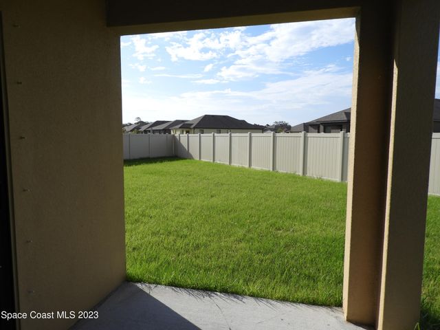 3782 Coachman Lane SE, Palm Bay, FL 32909