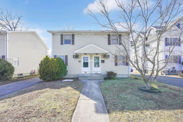 884-886 Saint James Ave, Springfield, MA 01104