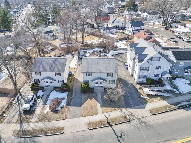 884-886 Saint James Ave, Springfield, MA 01104