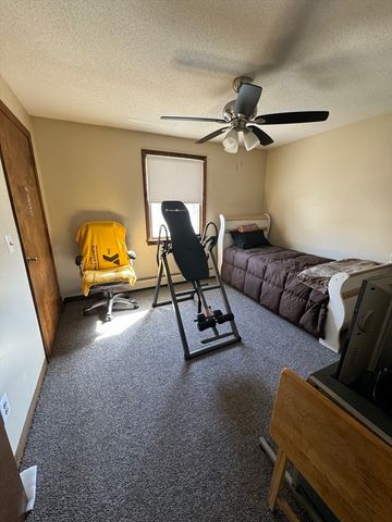 884-886 Saint James Ave, Springfield, MA 01104
