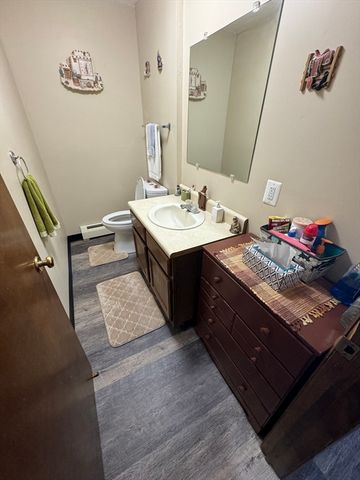 884-886 Saint James Ave, Springfield, MA 01104
