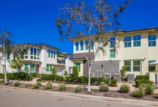 16750 Coyote Bush 47, San Diego, CA 92127
