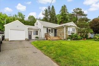 2256 Brookview Road, Schodack, NY 12033