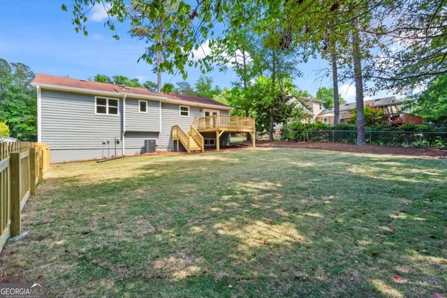 4899 Hawk Trail NE, Marietta, GA 30066