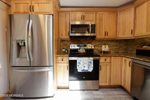 99 Old Main Shore Road, Barnegat, NJ 08005