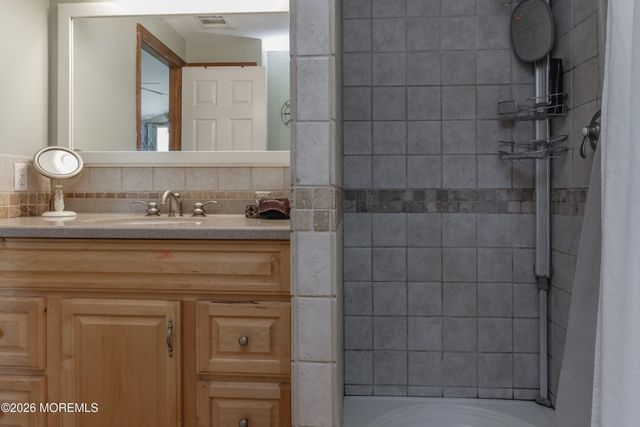 99 Old Main Shore Road, Barnegat, NJ 08005