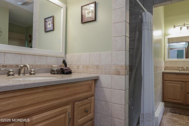 99 Old Main Shore Road, Barnegat, NJ 08005