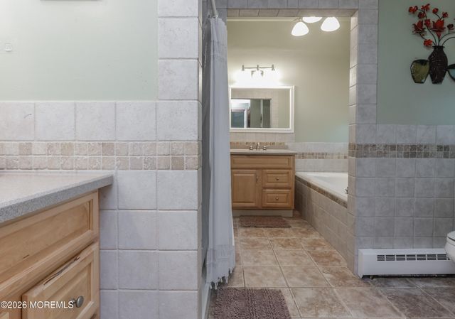 99 Old Main Shore Road, Barnegat, NJ 08005