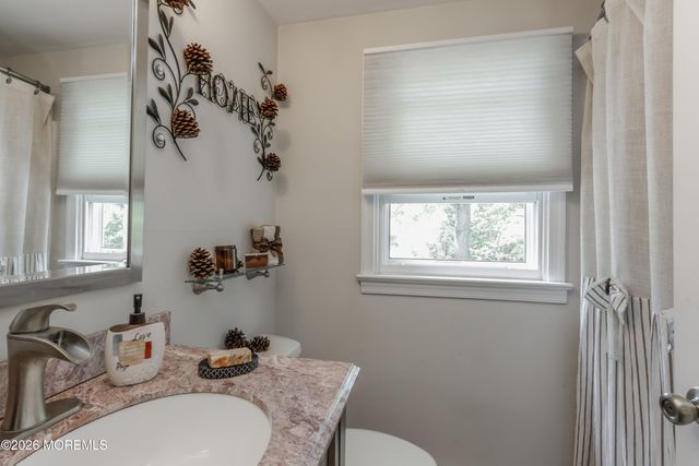 99 Old Main Shore Road, Barnegat, NJ 08005