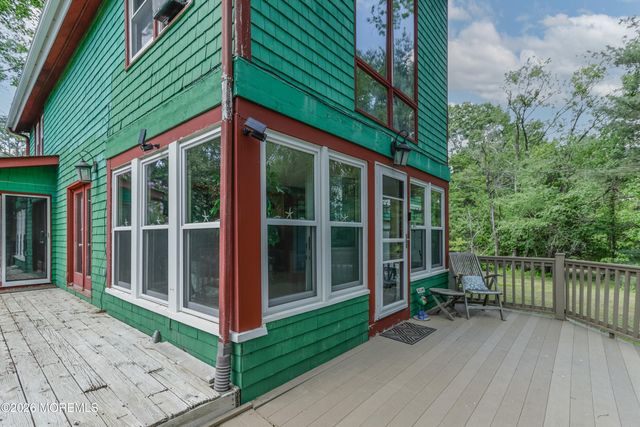 99 Old Main Shore Road, Barnegat, NJ 08005