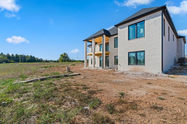 5289 Morningwood Avenue, Springfield, MO 65810