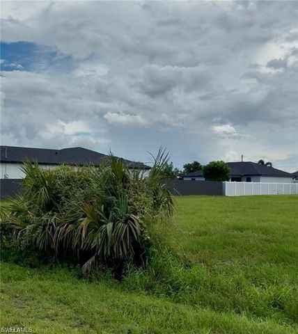 4021 NW 36th PL, Cape Coral, FL 33993