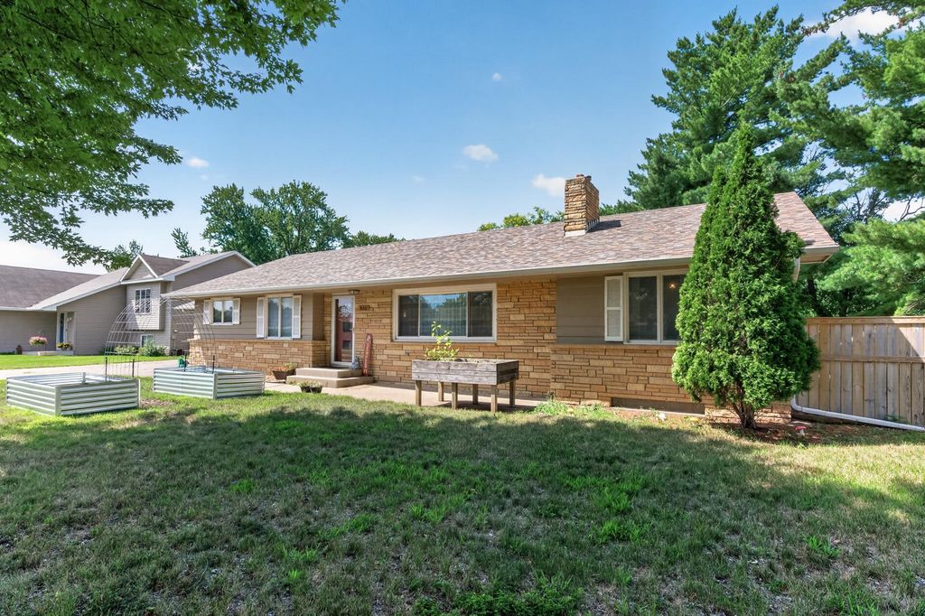 816 8th Street, Farmington, MN 55024 — exterior