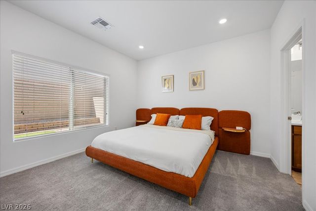 7411 Legacy Point Street, Las Vegas, NV 89113