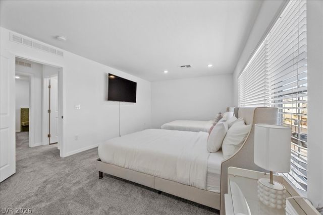 7411 Legacy Point Street, Las Vegas, NV 89113