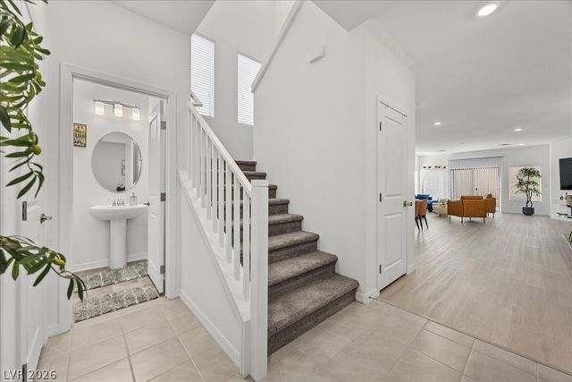 7411 Legacy Point Street, Las Vegas, NV 89113