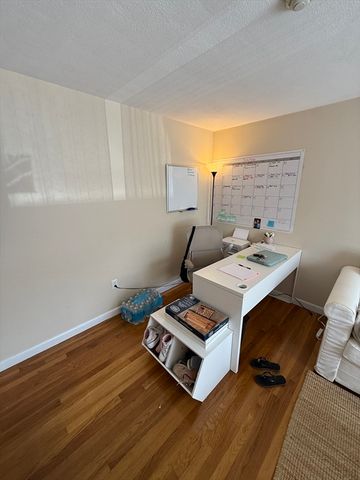 20 Coolidge Hill Road 3, Watertown, MA 02472