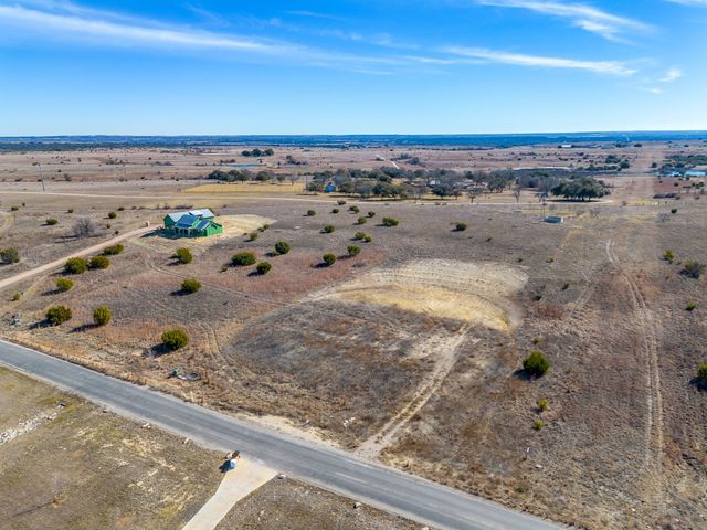 2077 Eagles Ridge Drive, Weatherford, TX 76087