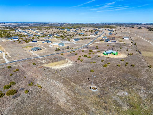 2077 Eagles Ridge Drive, Weatherford, TX 76087