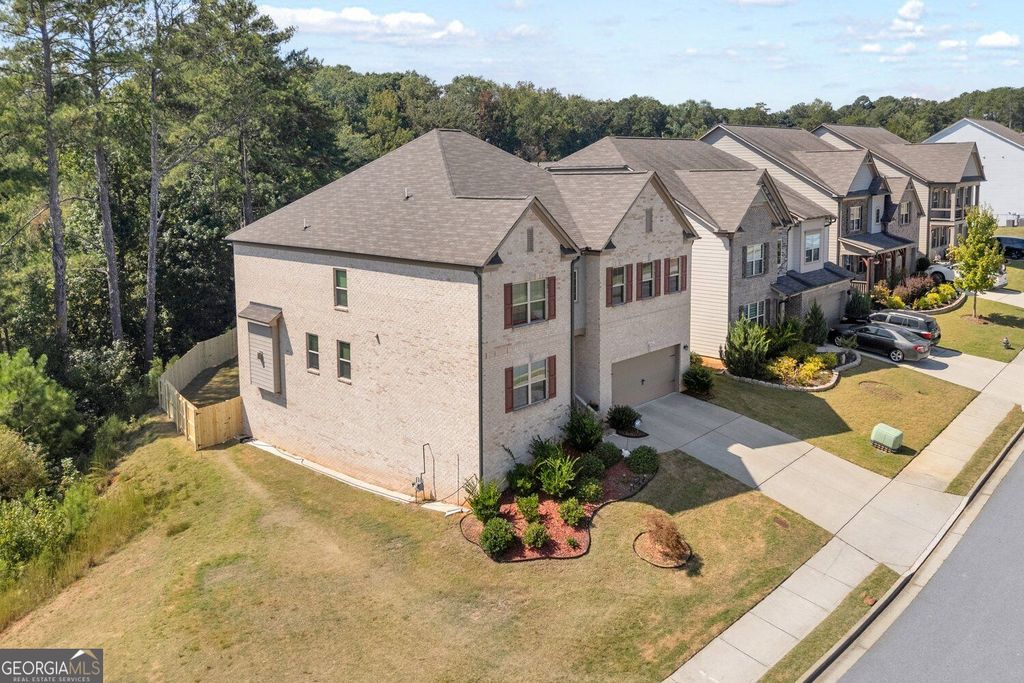 327 Round Pond Drive, Lilburn, GA 30047 — photo 2