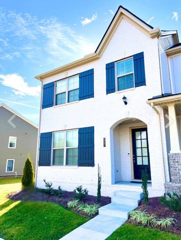 1707 Shadow Green Dr, Franklin, TN 37064