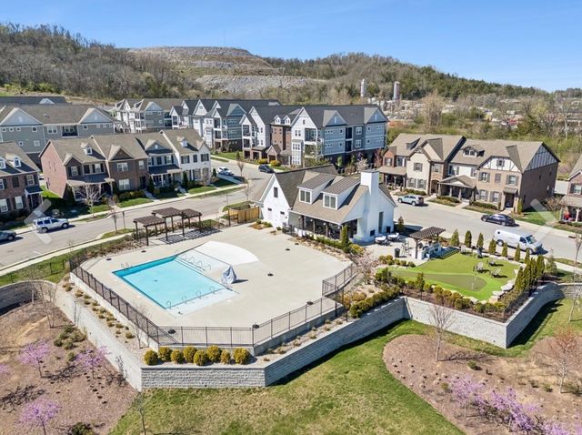 1707 Shadow Green Dr, Franklin, TN 37064