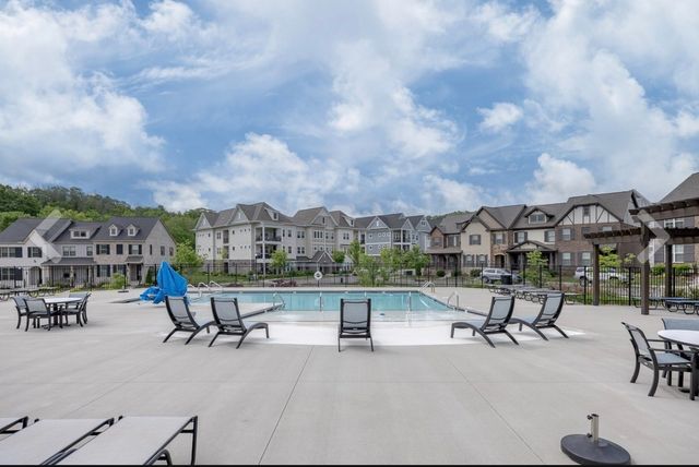 1707 Shadow Green Dr, Franklin, TN 37064