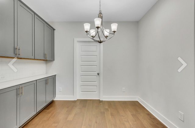 1707 Shadow Green Dr, Franklin, TN 37064